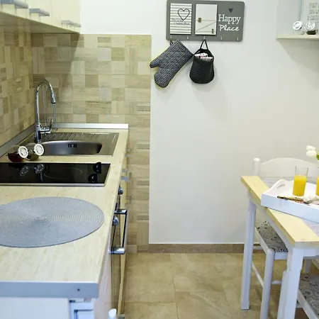 Ana Apartment Molunat