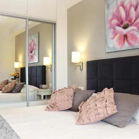 Apartment Ana *