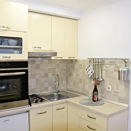 Apartment Ana *