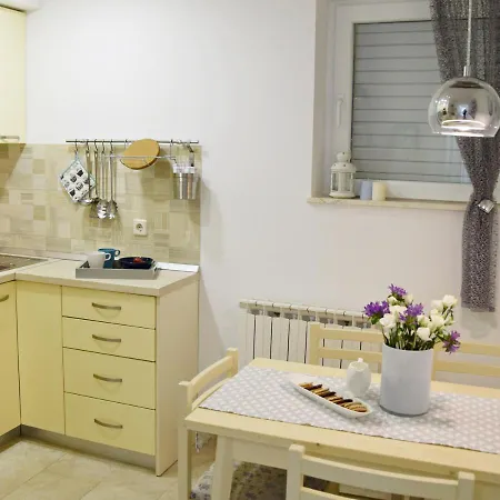 Ana Apartmán