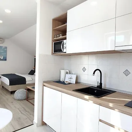 Ana Apartment