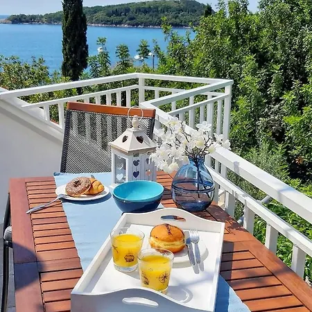 Ana Апартаменты Молунат