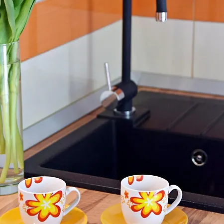 Ana * Молунат